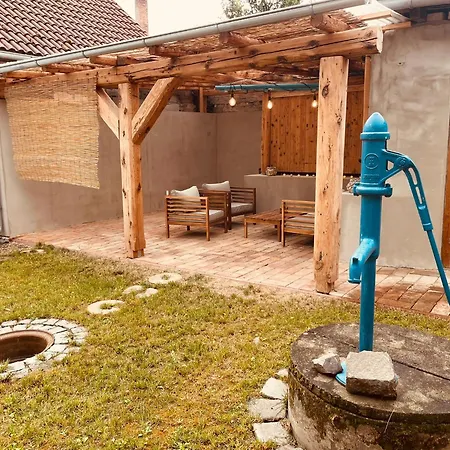 Vesela Chaloupka Kostelec (Hodonin)